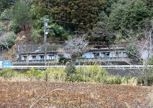傍示住宅